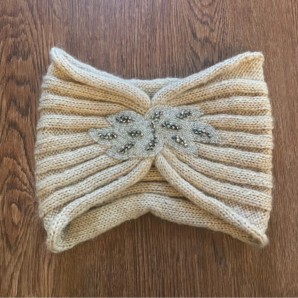 CHARMING CHARLIE Beige Knitted Headband with Beaded Leaf Design